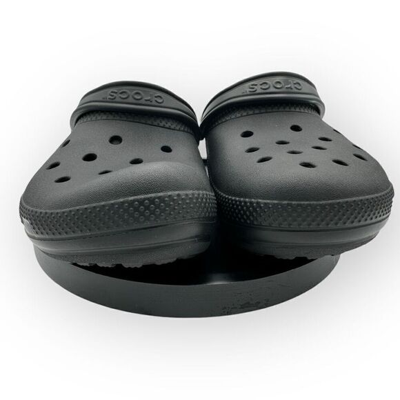 NWOT Black lined classic Crocs Mens Size 8 womens size 10 - Picture 5 of 9